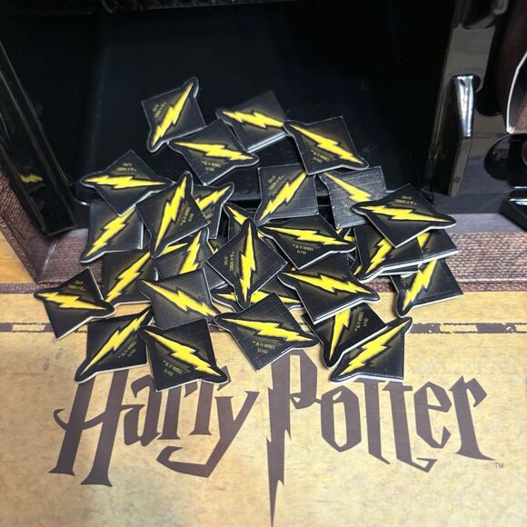 USAopoly Board Game Harry Potter Hogwarts Battle Cooperative Deck Building F4 - Picture 7 of 15